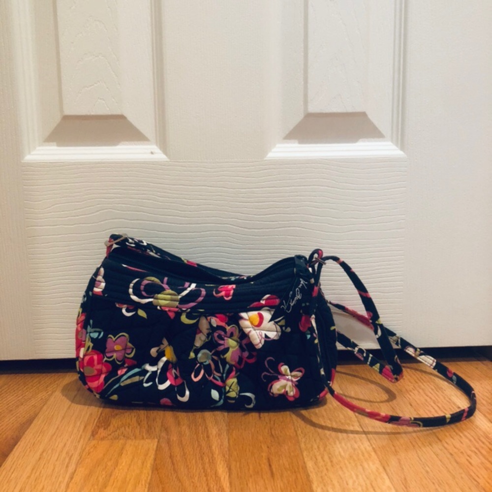 Vera Bradley small purse in Pink Ribbons